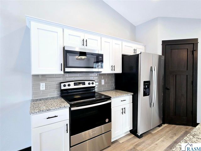1132 Cullen Street, St. Peter, MN 56082