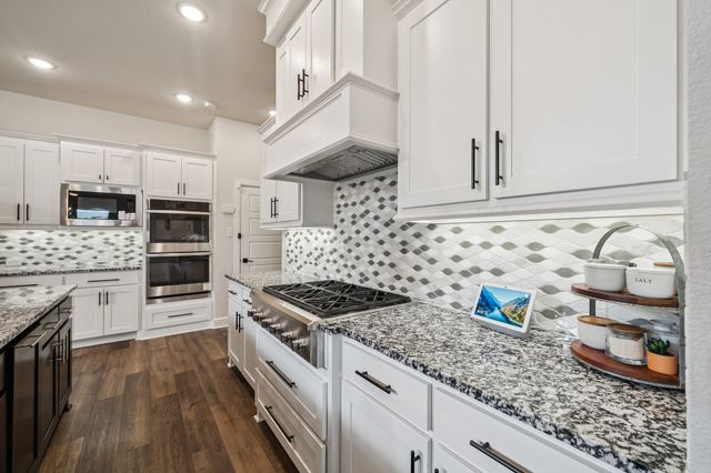 2505 Collier Street, Mansfield, TX 76063