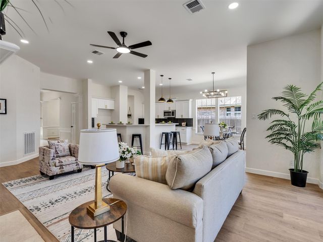3319 Almond Creek Drive, Houston, TX 77059
