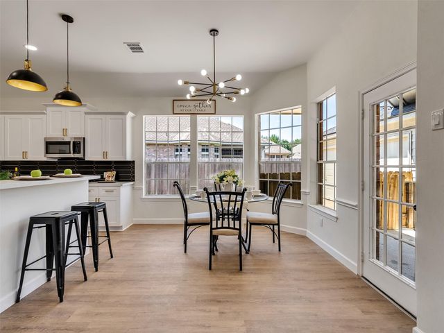 3319 Almond Creek Drive, Houston, TX 77059