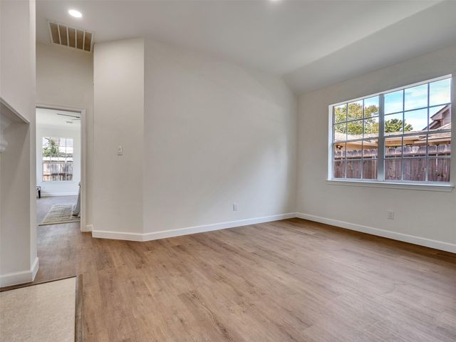 3319 Almond Creek Drive, Houston, TX 77059