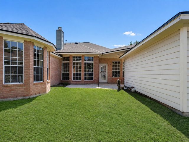3319 Almond Creek Drive, Houston, TX 77059