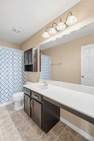 106 Kelcross Drive, Wentzville, MO 63385