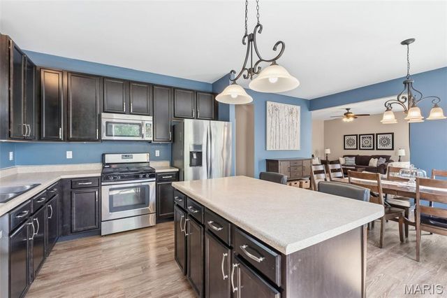 106 Kelcross Drive, Wentzville, MO 63385