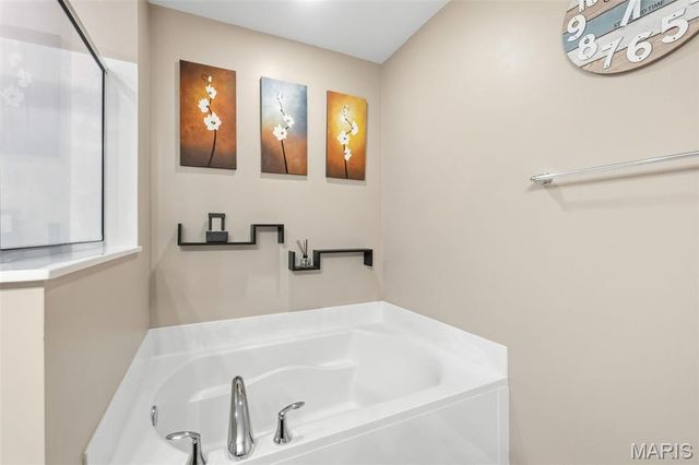 106 Kelcross Drive, Wentzville, MO 63385