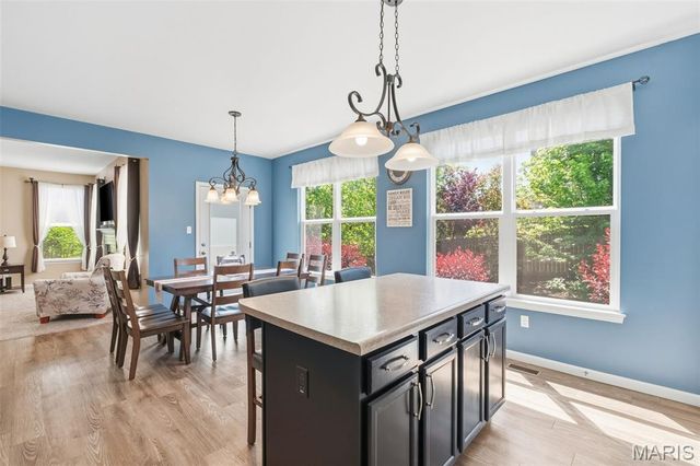 106 Kelcross Drive, Wentzville, MO 63385