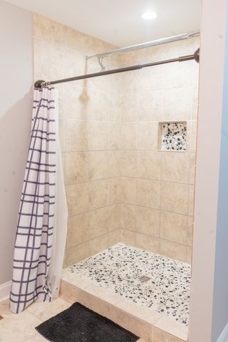3 Browning Dr, Fayetteville, TN 37334