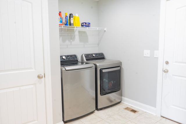 3 Browning Dr, Fayetteville, TN 37334