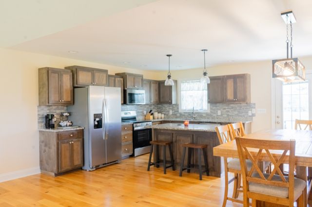 3 Browning Dr, Fayetteville, TN 37334