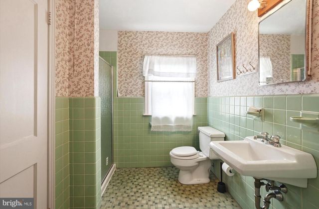 544 LAWRENCE RD, Havertown, PA 19083