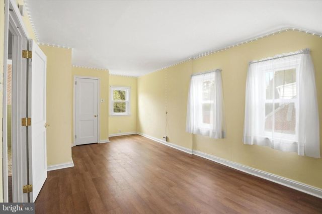 544 LAWRENCE RD, Havertown, PA 19083