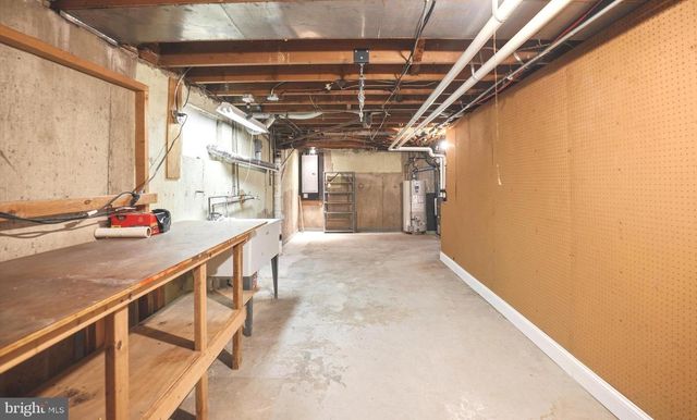 544 LAWRENCE RD, Havertown, PA 19083