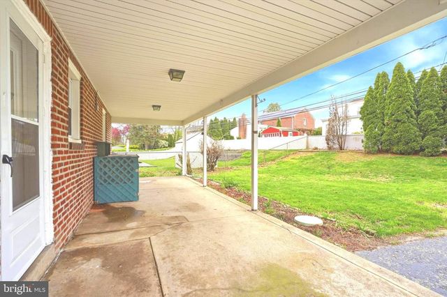 544 LAWRENCE RD, Havertown, PA 19083