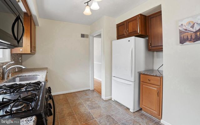 544 LAWRENCE RD, Havertown, PA 19083