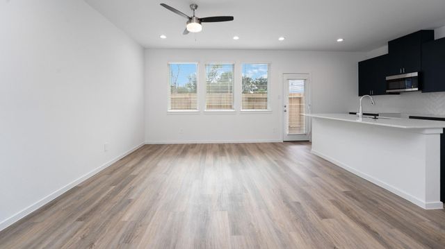 7608 Inwood Grove Lane, Houston, TX 77088