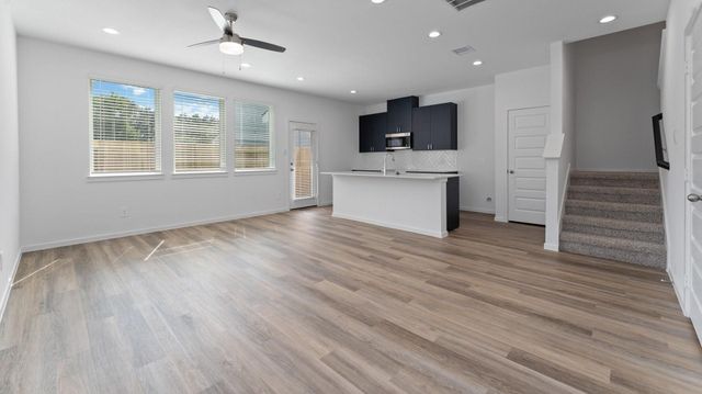 7608 Inwood Grove Lane, Houston, TX 77088