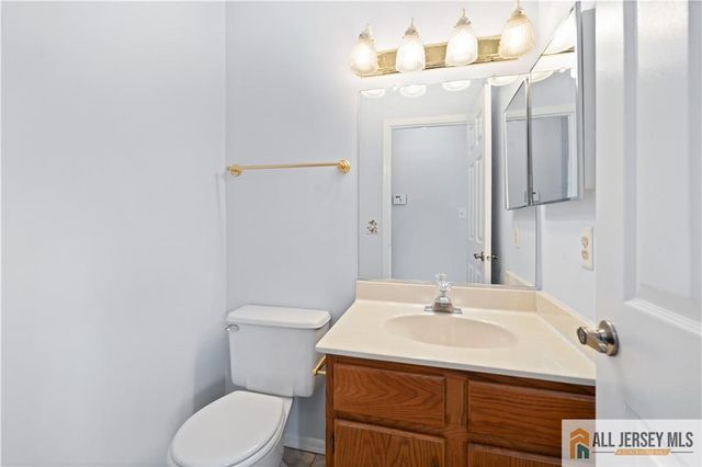 28 Daniel Webster Avenue C, Monroe, NJ 08831
