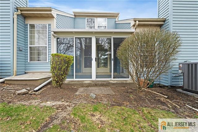 28 Daniel Webster Avenue C, Monroe, NJ 08831
