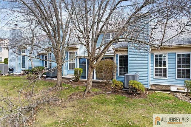 28 Daniel Webster Avenue C, Monroe, NJ 08831