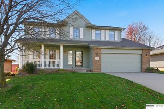 2001 Liberty Lane, Papillion, NE 68133