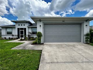 2118 NW 14th LN, Cape Coral, FL 33993