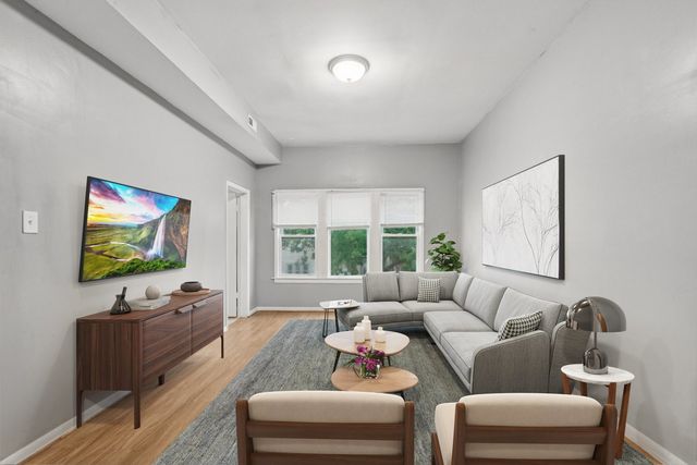 5756 S Princeton Avenue, Chicago, IL 60621