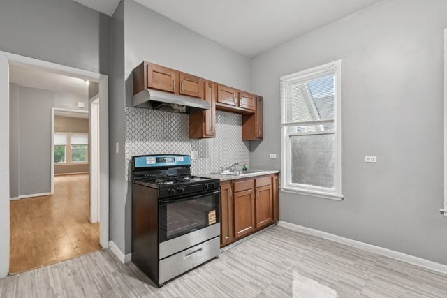 5756 S Princeton Avenue, Chicago, IL 60621