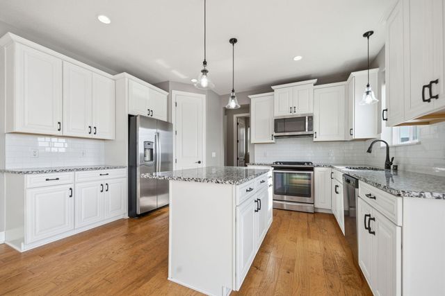 1409 Copper Hills Drive, Carver, MN 55315