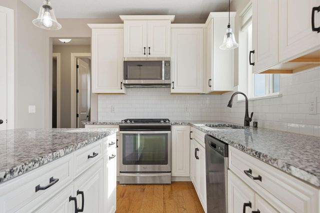 1409 Copper Hills Drive, Carver, MN 55315