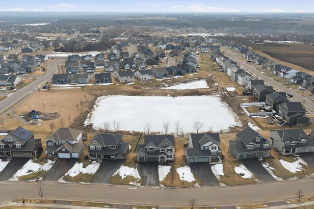 1409 Copper Hills Drive, Carver, MN 55315