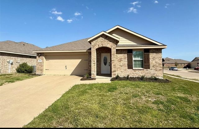 2077 Enchanted Rock Drive, Forney, TX 75126