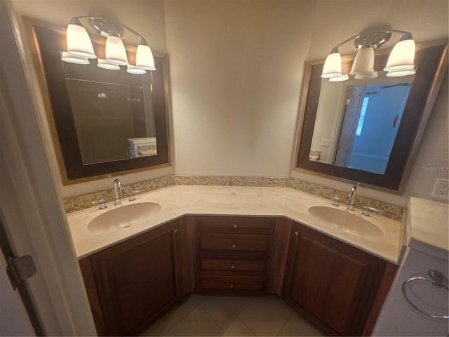 240 W END DRIVE 1323, Punta Gorda, FL 33950