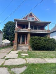 2228 Cleveland Avenue, Niagara Falls, NY 14305