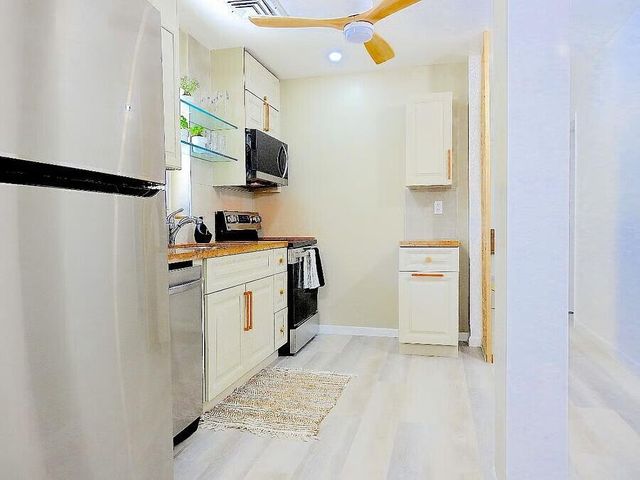 2630 NE 14th Street, Fort Lauderdale, FL 33304