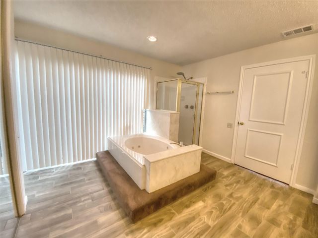 14818 Chetland Place Drive, Houston, TX 77095