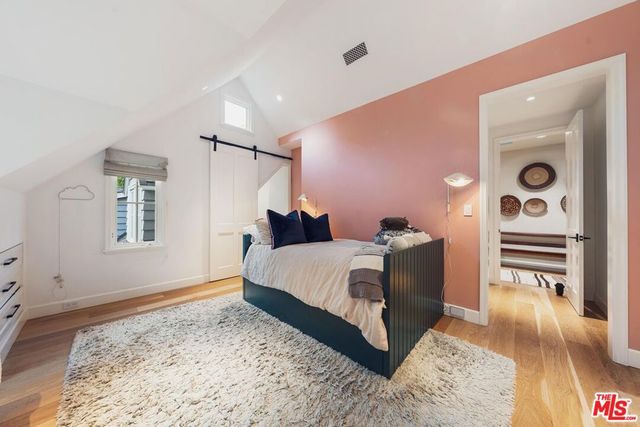 2600 Mandeville Canyon Road, Los Angeles, CA 90049