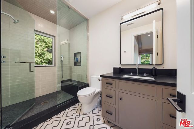 2600 Mandeville Canyon Road, Los Angeles, CA 90049