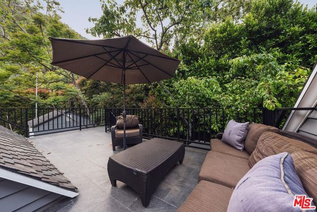 2600 Mandeville Canyon Road, Los Angeles, CA 90049