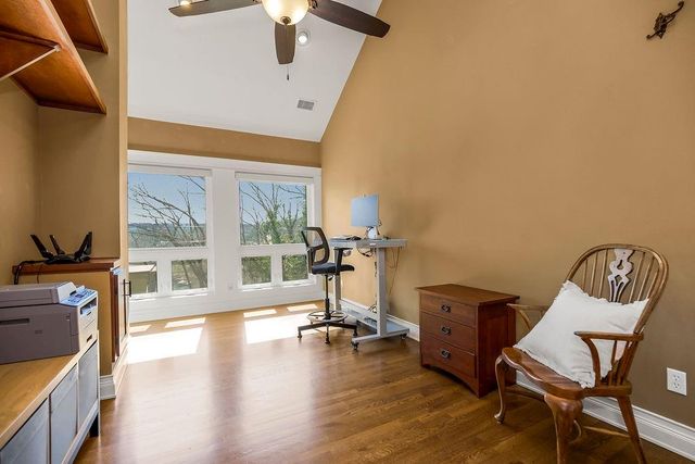 403 Navajo Lane, Lake Quivira, KS 66217