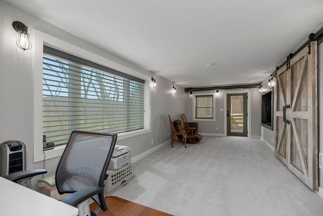 403 Navajo Lane, Lake Quivira, KS 66217