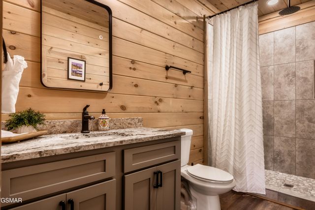4249 Wolf Hollow Way, Sevierville, TN 37862