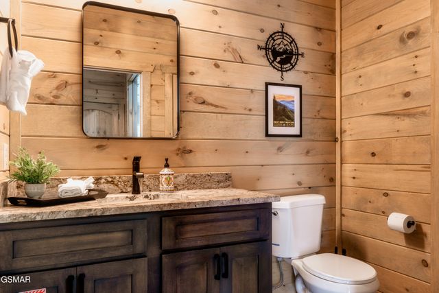 4249 Wolf Hollow Way, Sevierville, TN 37862