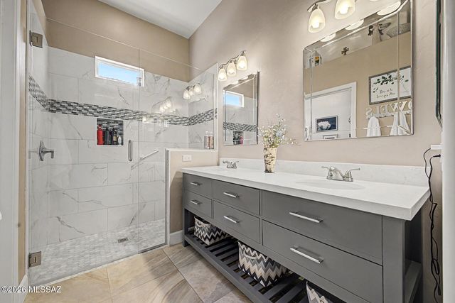 5066 W Spoonplant Court, Marana, AZ 85658