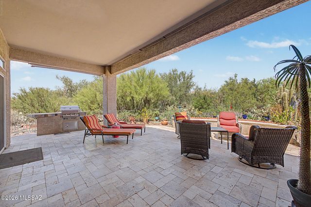 5066 W Spoonplant Court, Marana, AZ 85658