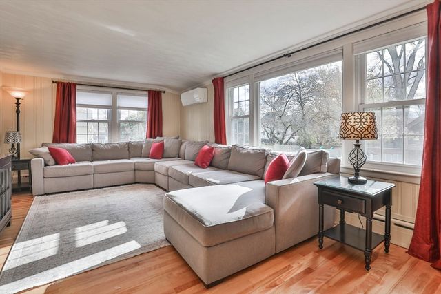 10 Converse St, Wakefield, MA 01880