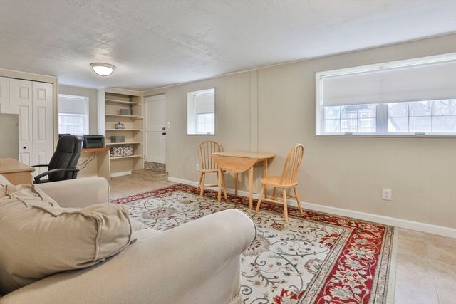 10 Converse St, Wakefield, MA 01880