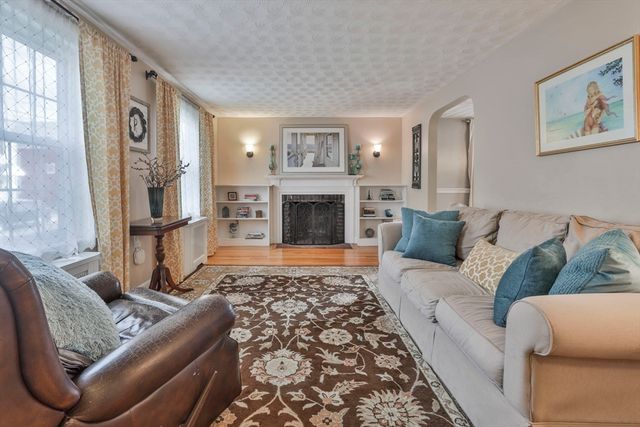 10 Converse St, Wakefield, MA 01880