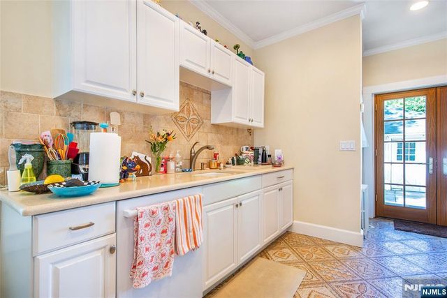 229 Tremont Avenue, Orange, NJ 07050