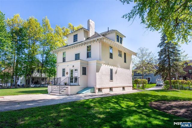 229 Tremont Avenue, Orange, NJ 07050