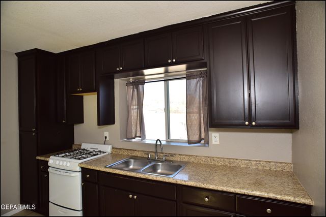 8809 MERCURY Street A&B, El Paso, TX 79904